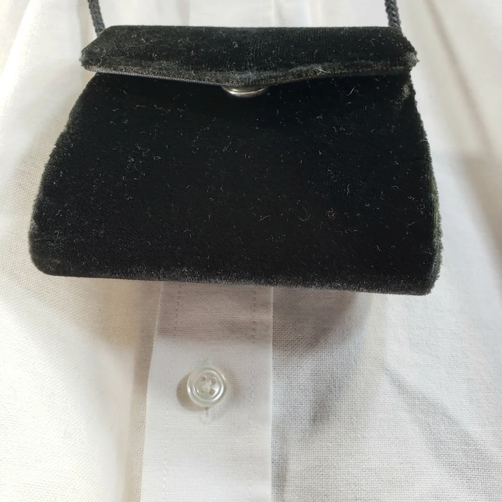 Claire's Small Black Velvet Crossbody Purse Pocketbook Bag